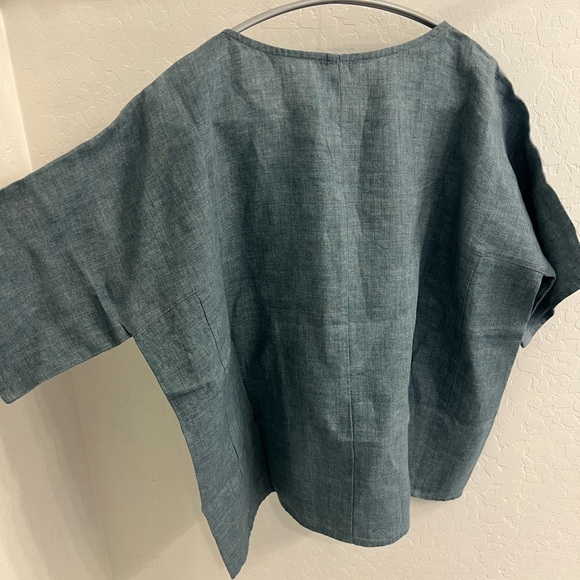 Eileen Fisher Boxy Linen Top - Picture 11 of 11